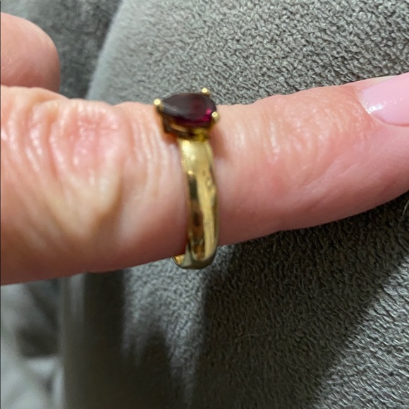 Solid 14K Yellow Gold Ring Pear Shaped Garnet January Red - Picture 4 of 4